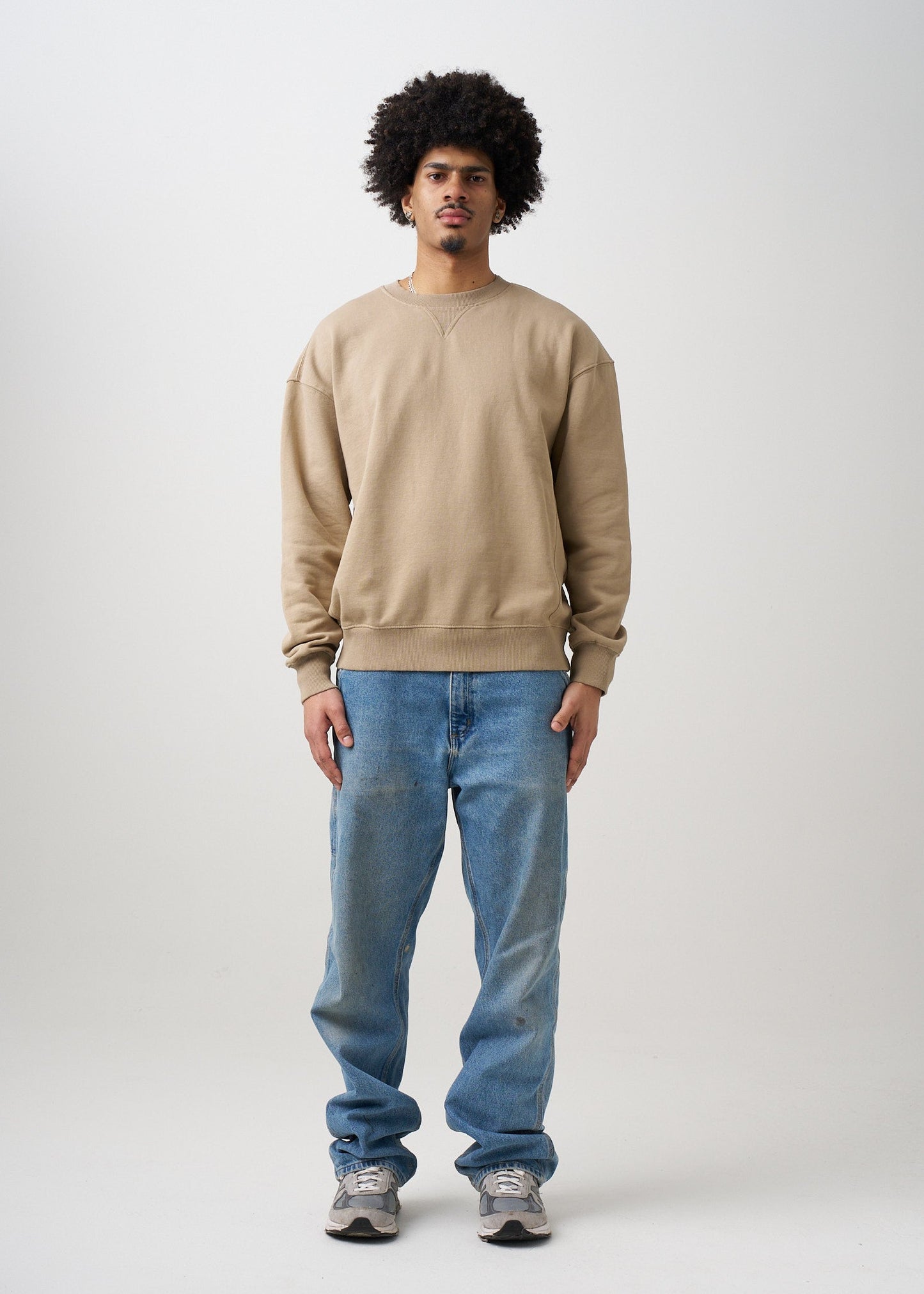 11 OZ Heavyweight Pre-Shrunk Premium Fleece Crewneck Sweatshirt