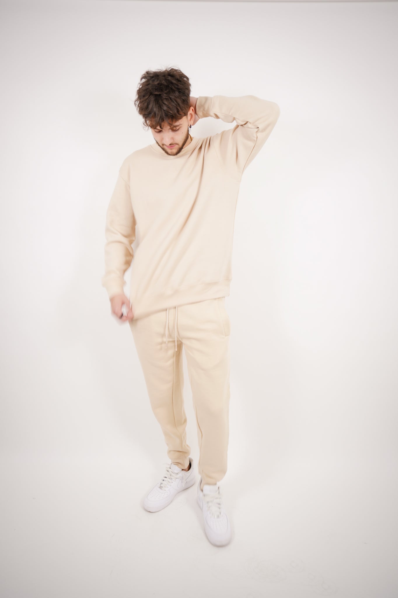 Tight Fleece Crew-Neck SweatSuit