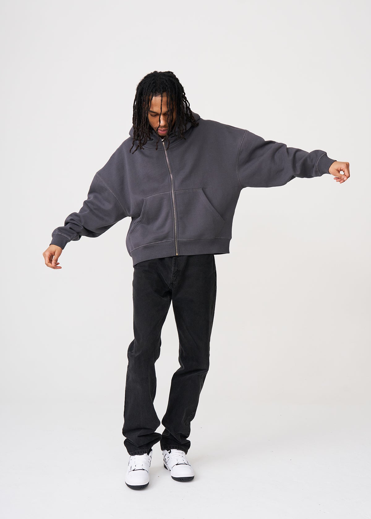 Oversized Heavyweight Full-Zip Sweatshirt